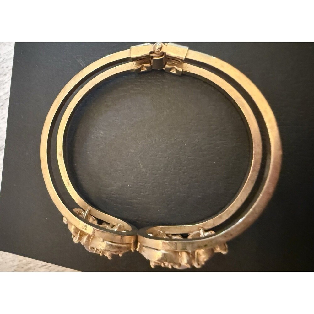 Vintage Victorian Revival Style Clamper Bracelet Hinged Bangle Cuff Gold Ornate - Picture 9 of 10